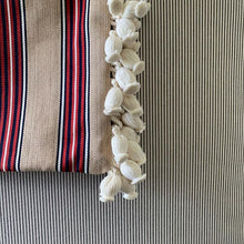 Load image into Gallery viewer, Bring Beauty to Rest: An Invitation to Craft Your Dream Bedhead
